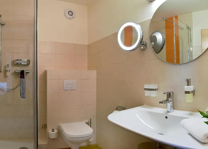 Sonn'idyll راتينو